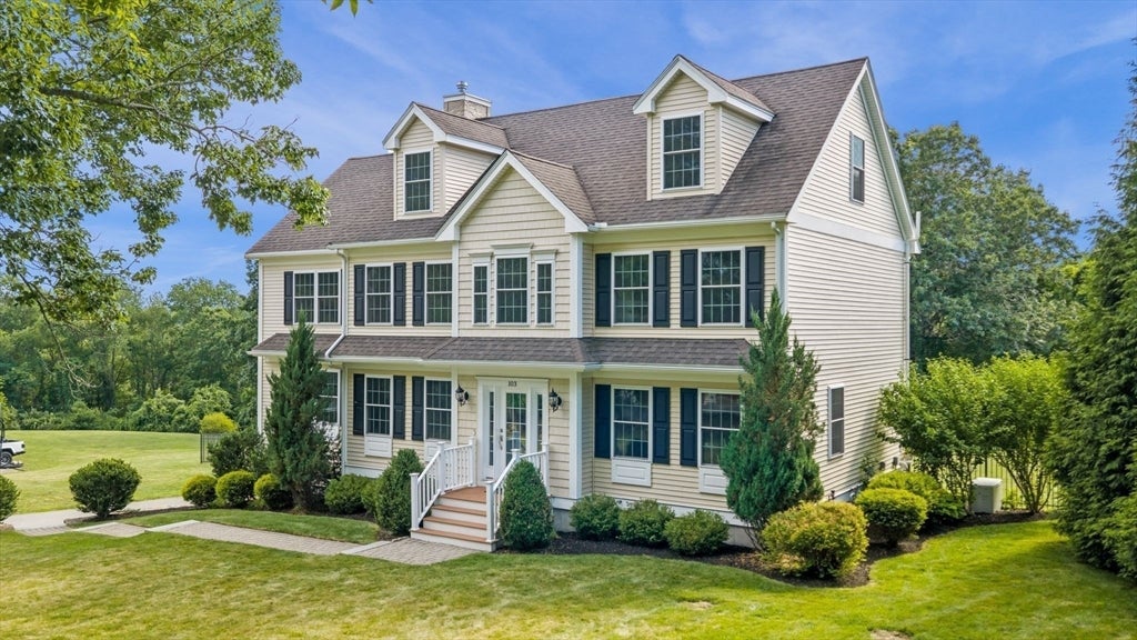 103 Wenham Rd