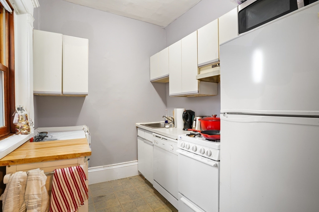8 Garrison Street 710