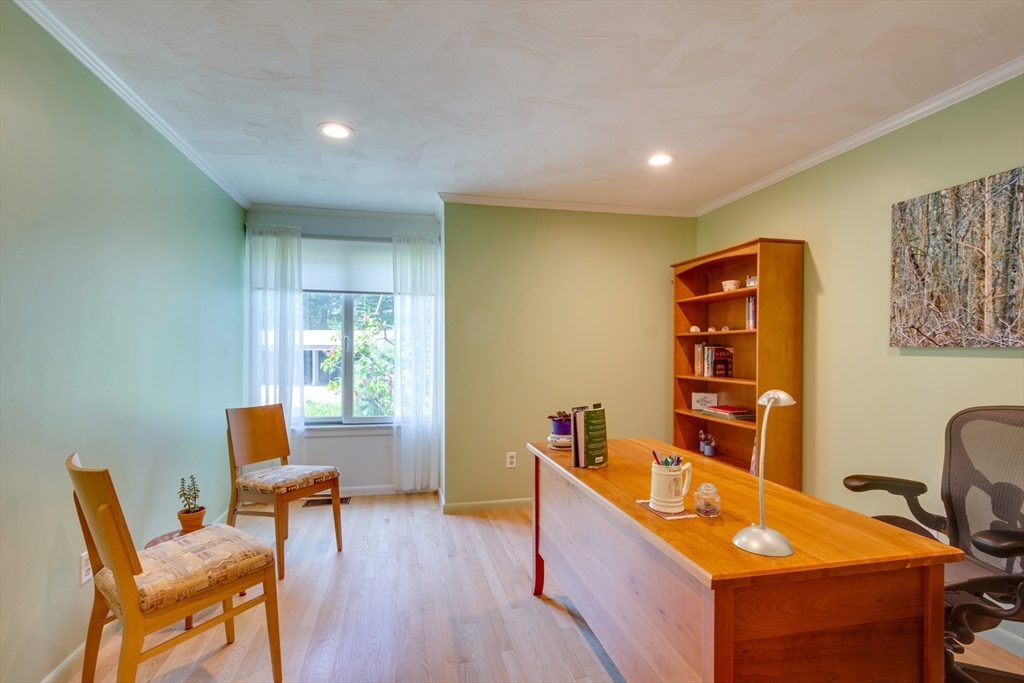 235 Aspen Cir 235