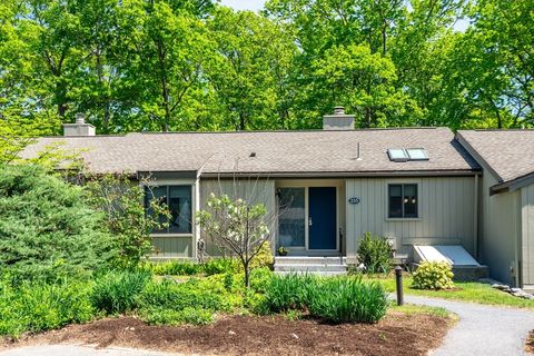 Photo of 235 Aspen Cir #235, Lincoln, MA 01773 (MLS # 73525366)