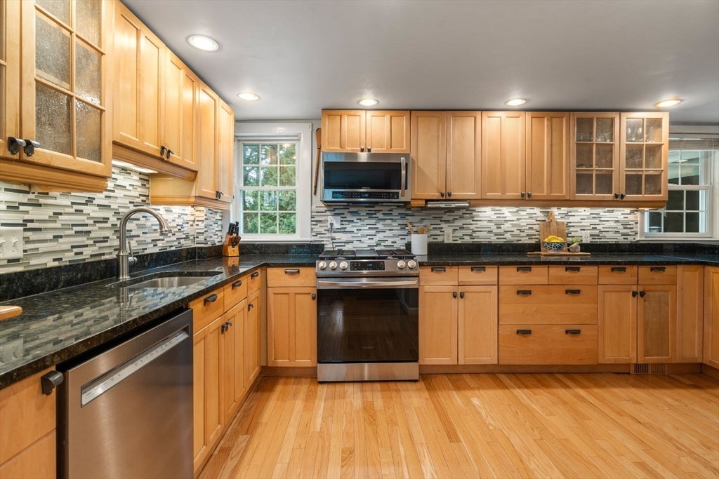 28 Beechwood Ave, Sudbury, MA, 28 Beechwood Ave, Sudbury, MA Photo #6