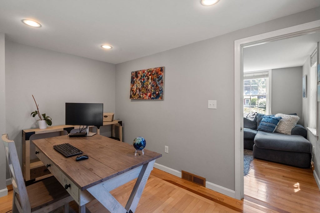 28 Beechwood Ave, Sudbury, MA, 28 Beechwood Ave, Sudbury, MA Photo #17