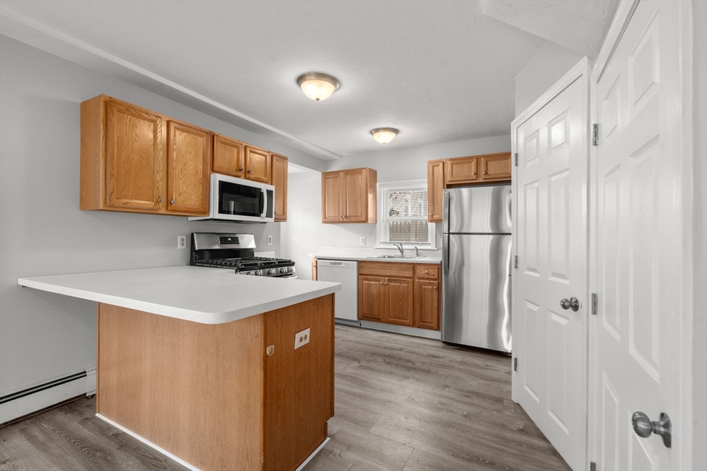 78-82 3rd Street