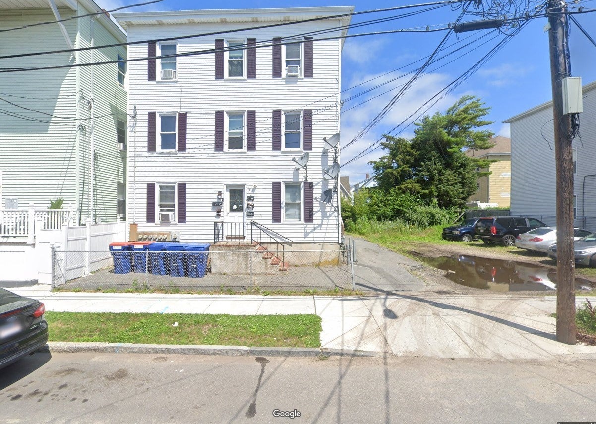 49 Nelson St, New Bedford, MA, 49 Nelson St, New Bedford, MA Photo #2