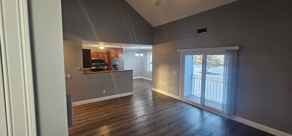 94 Tennis Plaza Rd 1