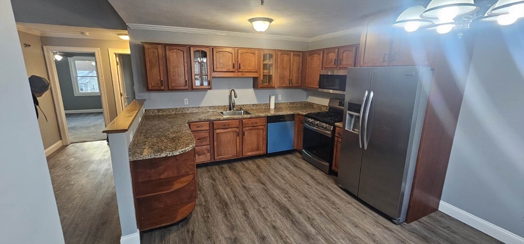 94 Tennis Plaza Rd 1