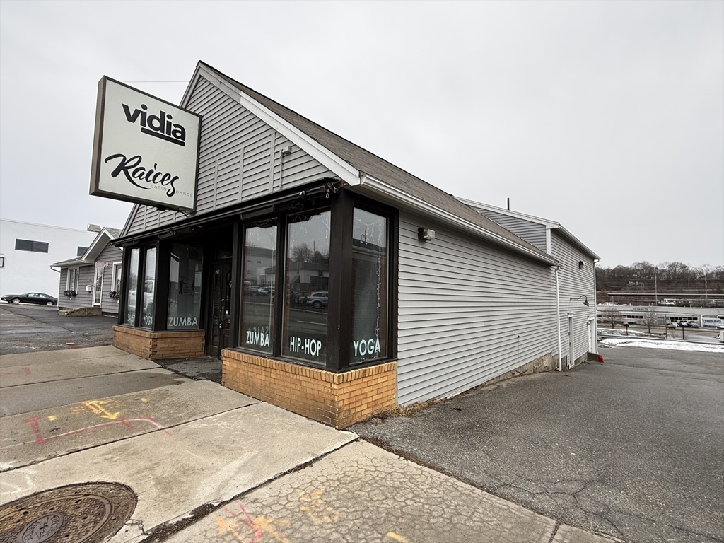 118 & 120 West Boylston Street