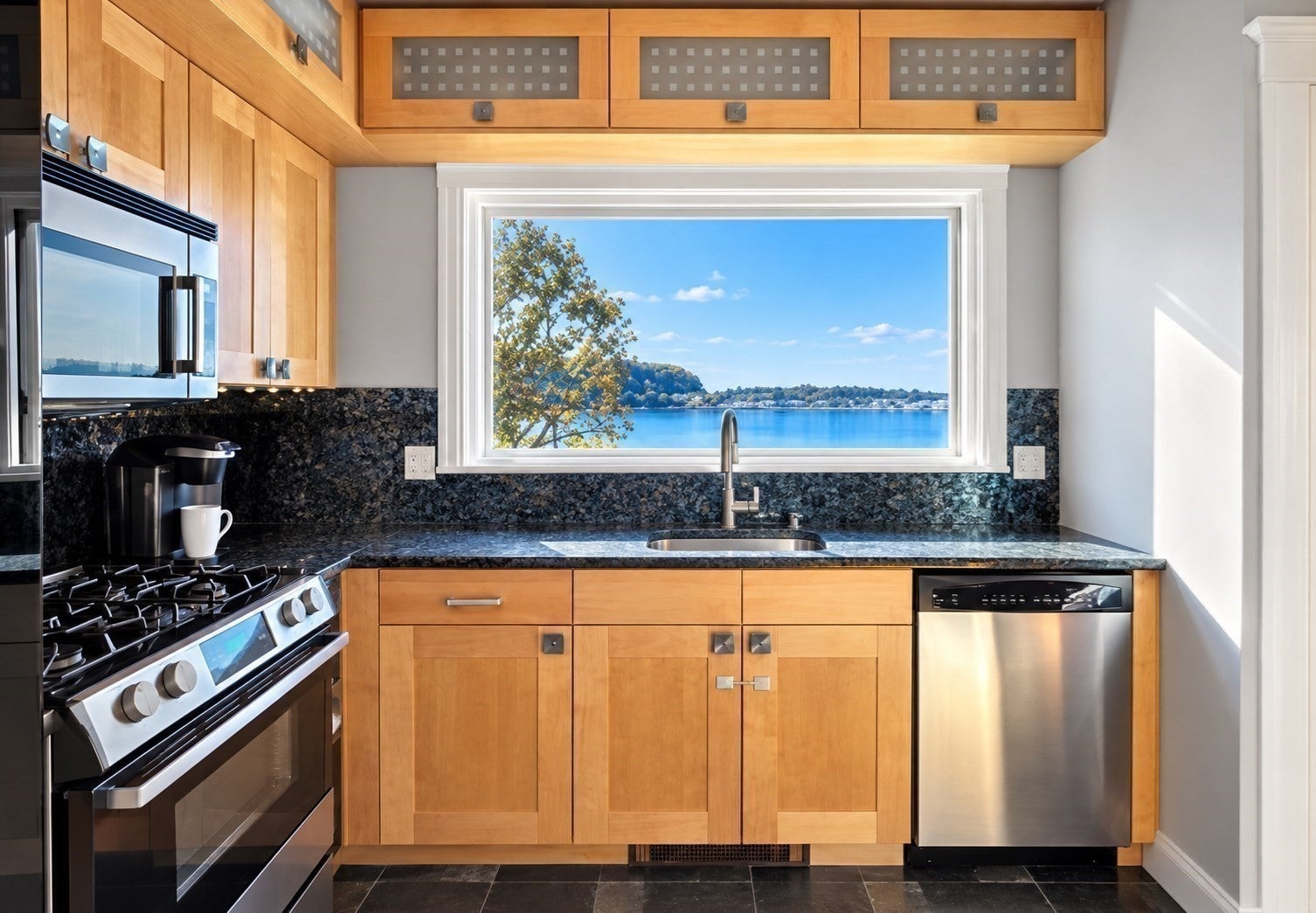 22 Cadish Ave, Hull, MA, 22 Cadish Ave, Hull, MA Photo #6