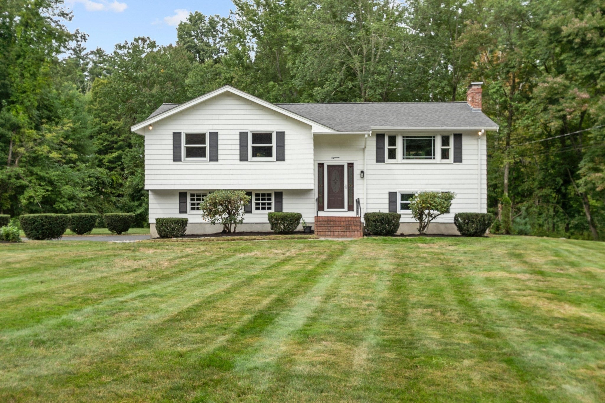 18 Cowdrey Ln
