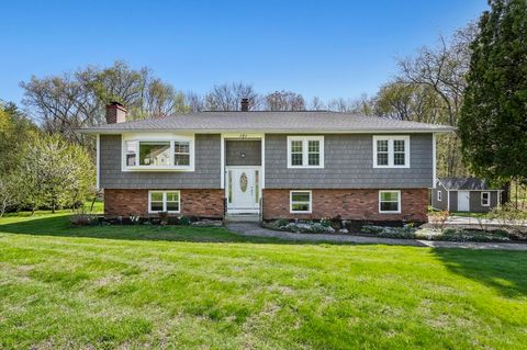 101 Oxford Road Charlton MA 01507