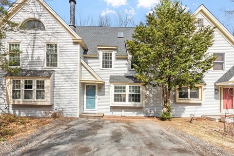 Photo of 111 Brigham St #11B, Hudson, MA 01749 (MLS # 73492978)
