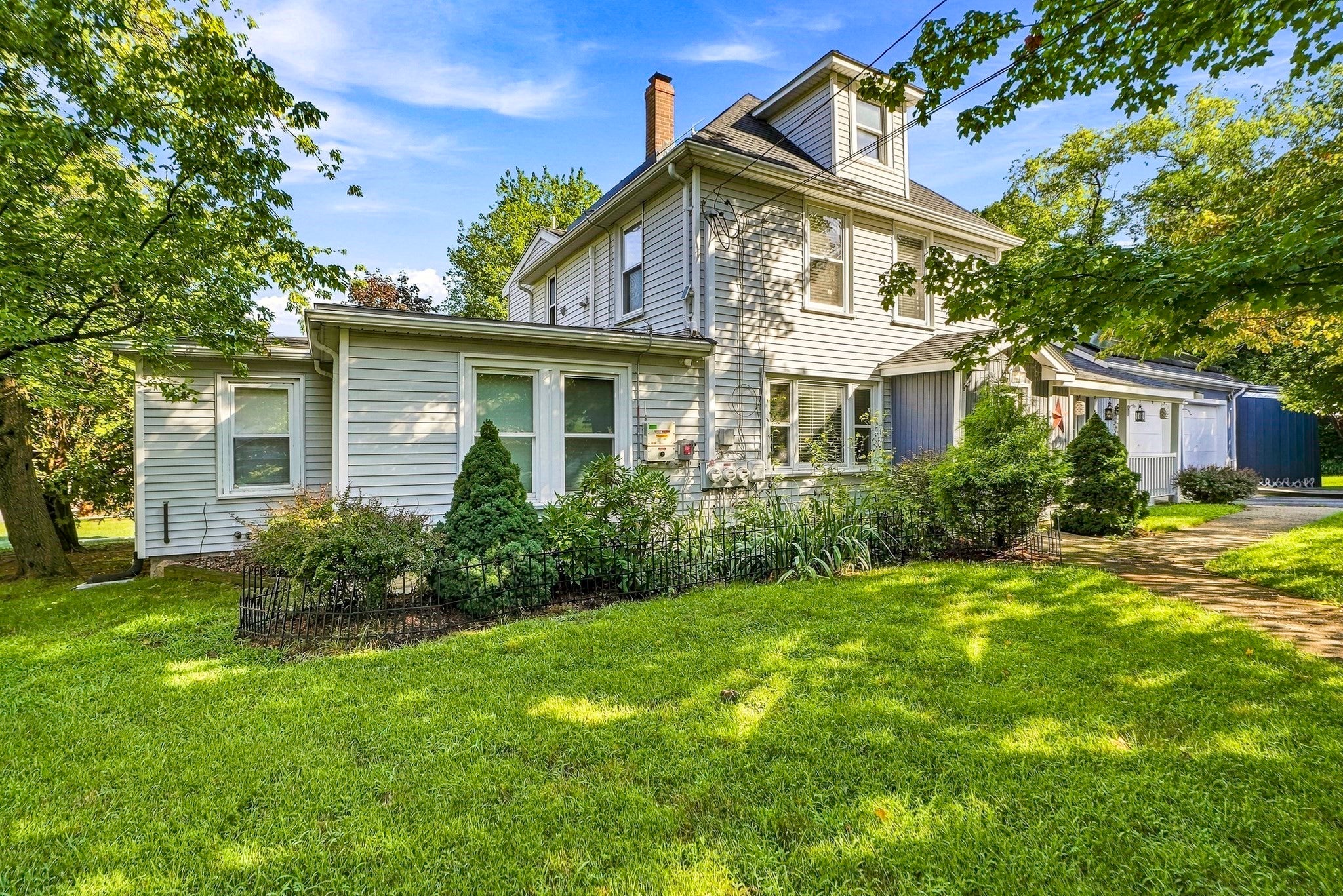 Photo of 32 Carroll Street, Milford, MA