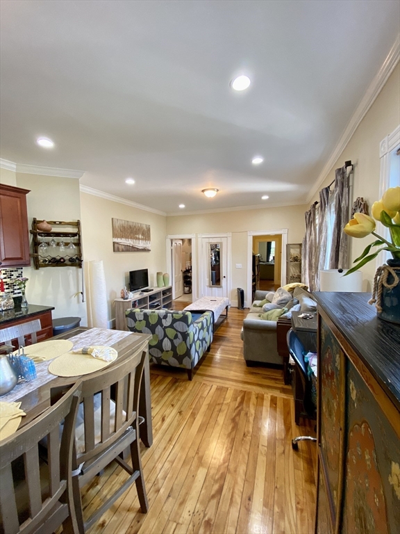 5-9 Fuller St 7