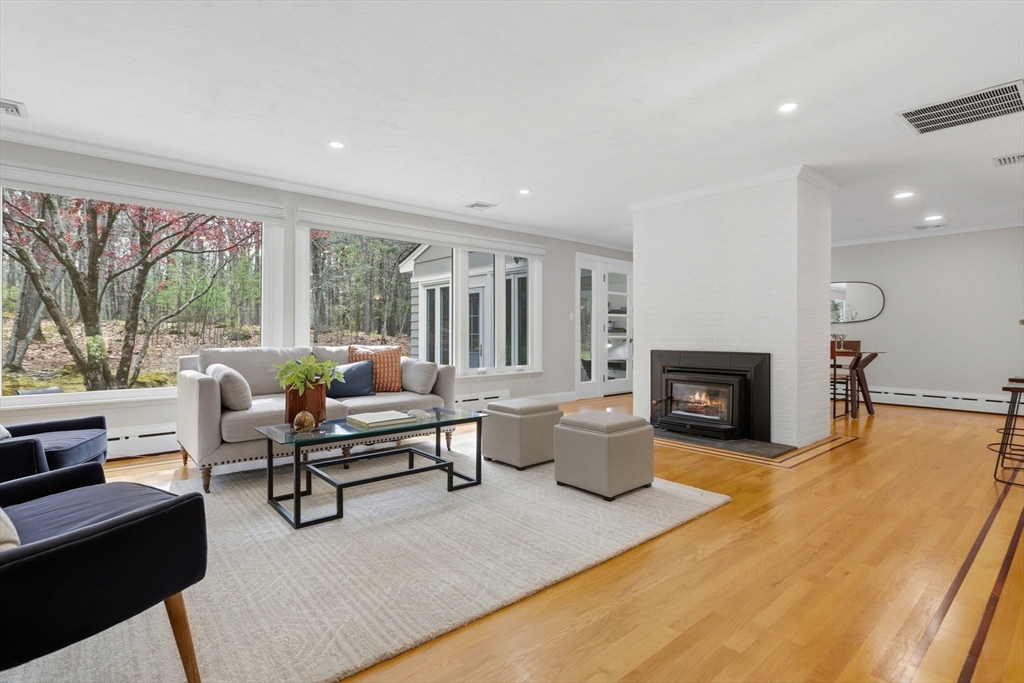 31 Huckleberry Hill Rd