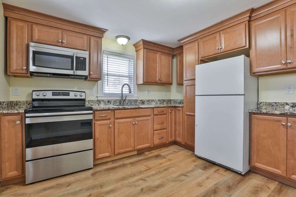 26 Purdon Ave, Lynn, MA Photo #11