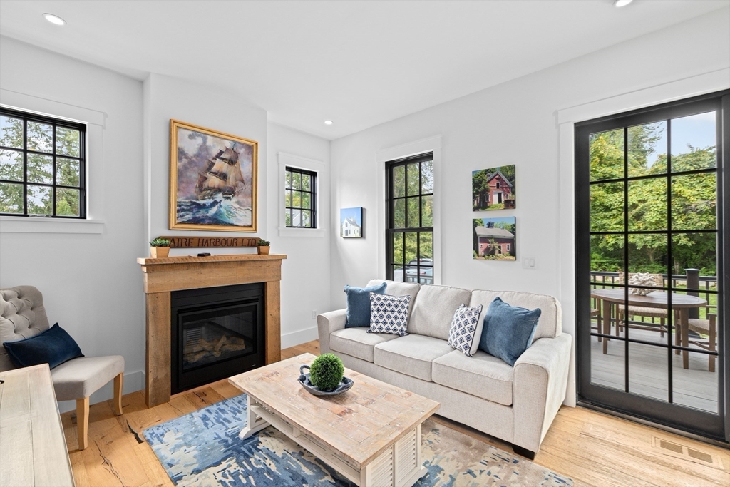 42 Captain Peirce Rd