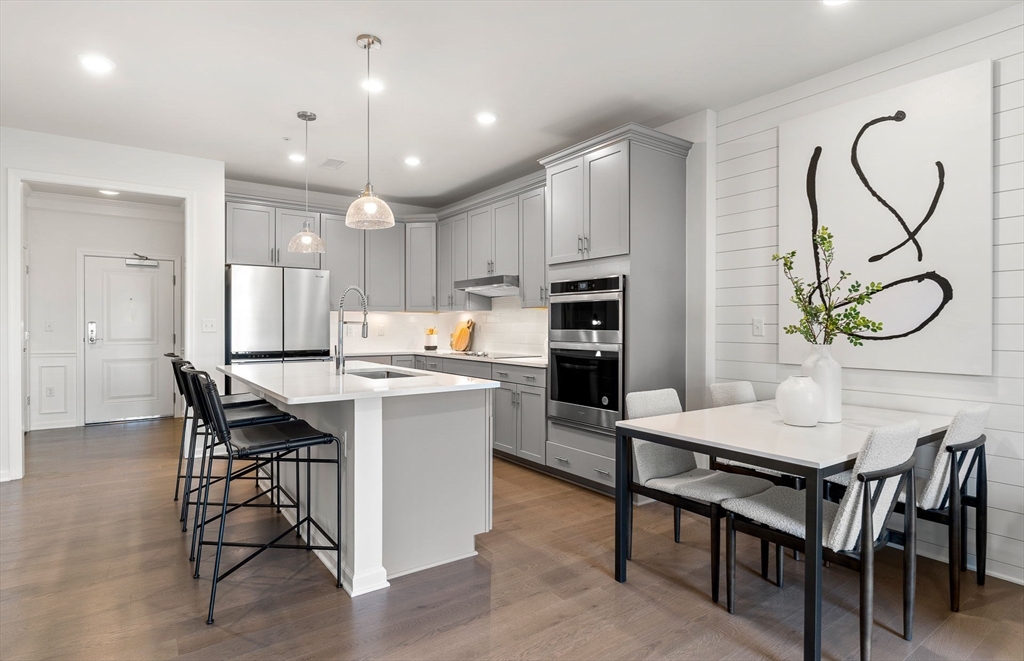 2 Codman Way 211