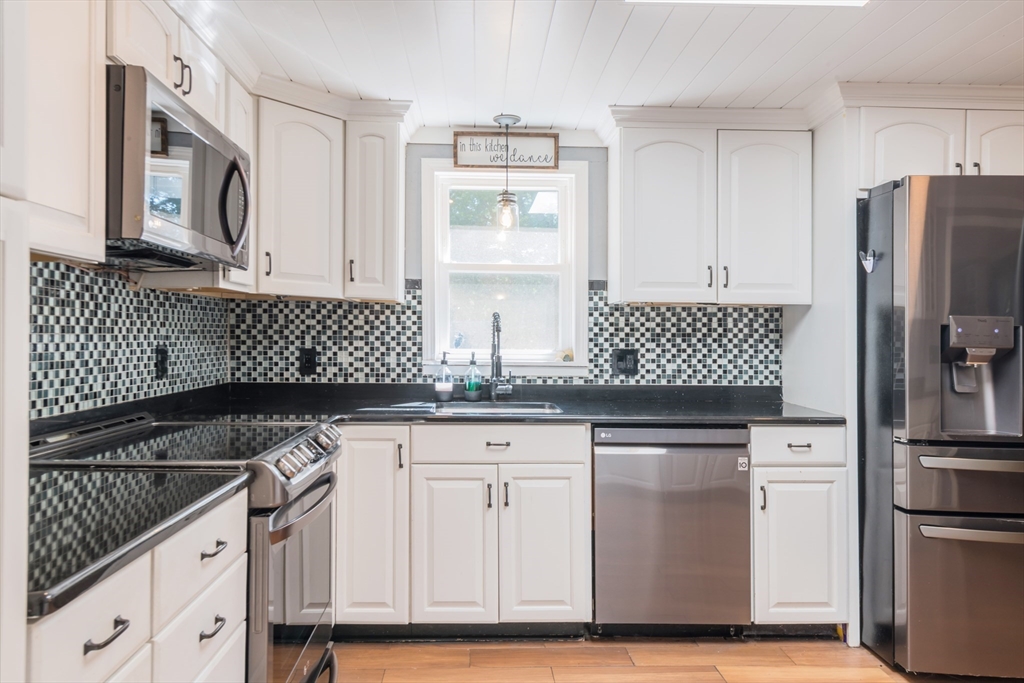 70 Flintlocke Dr