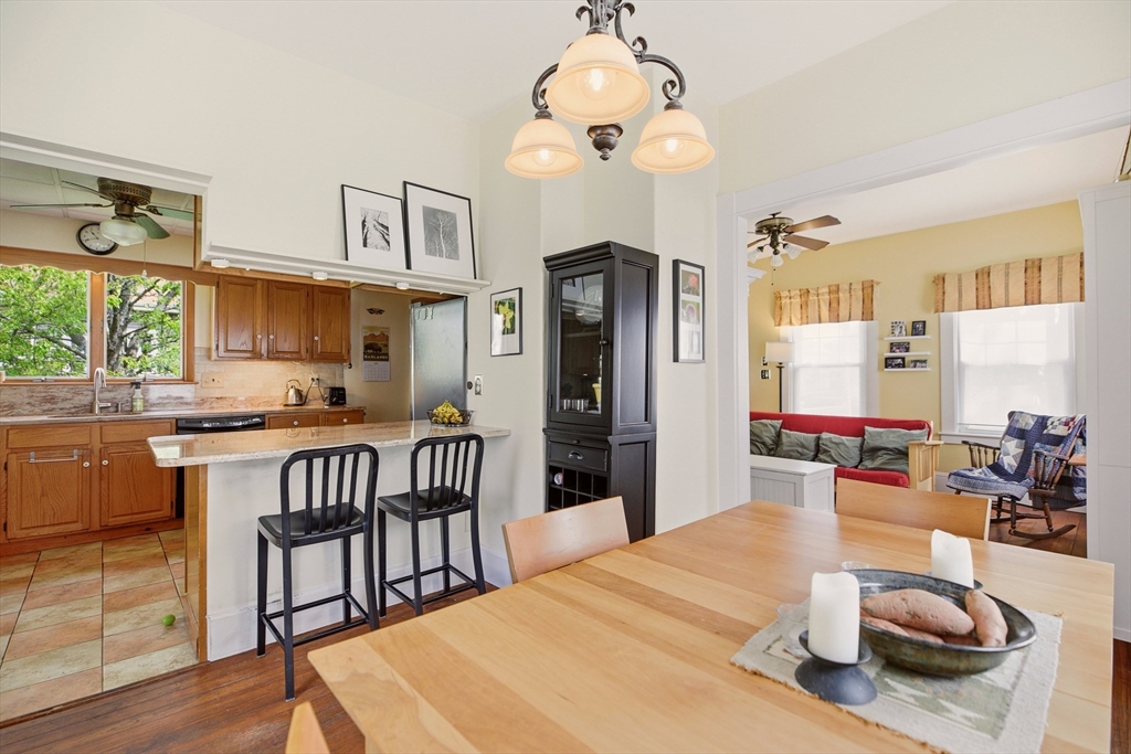 17 Buttonwood St, New Bedford, MA Photo #13