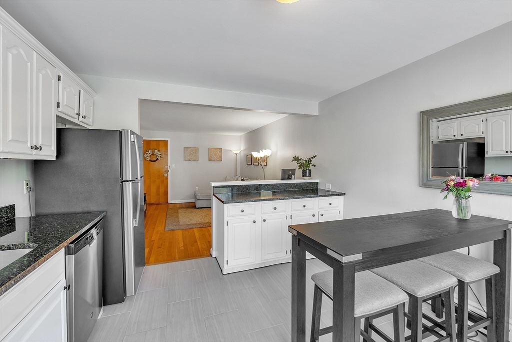 128 Pleasant St 103