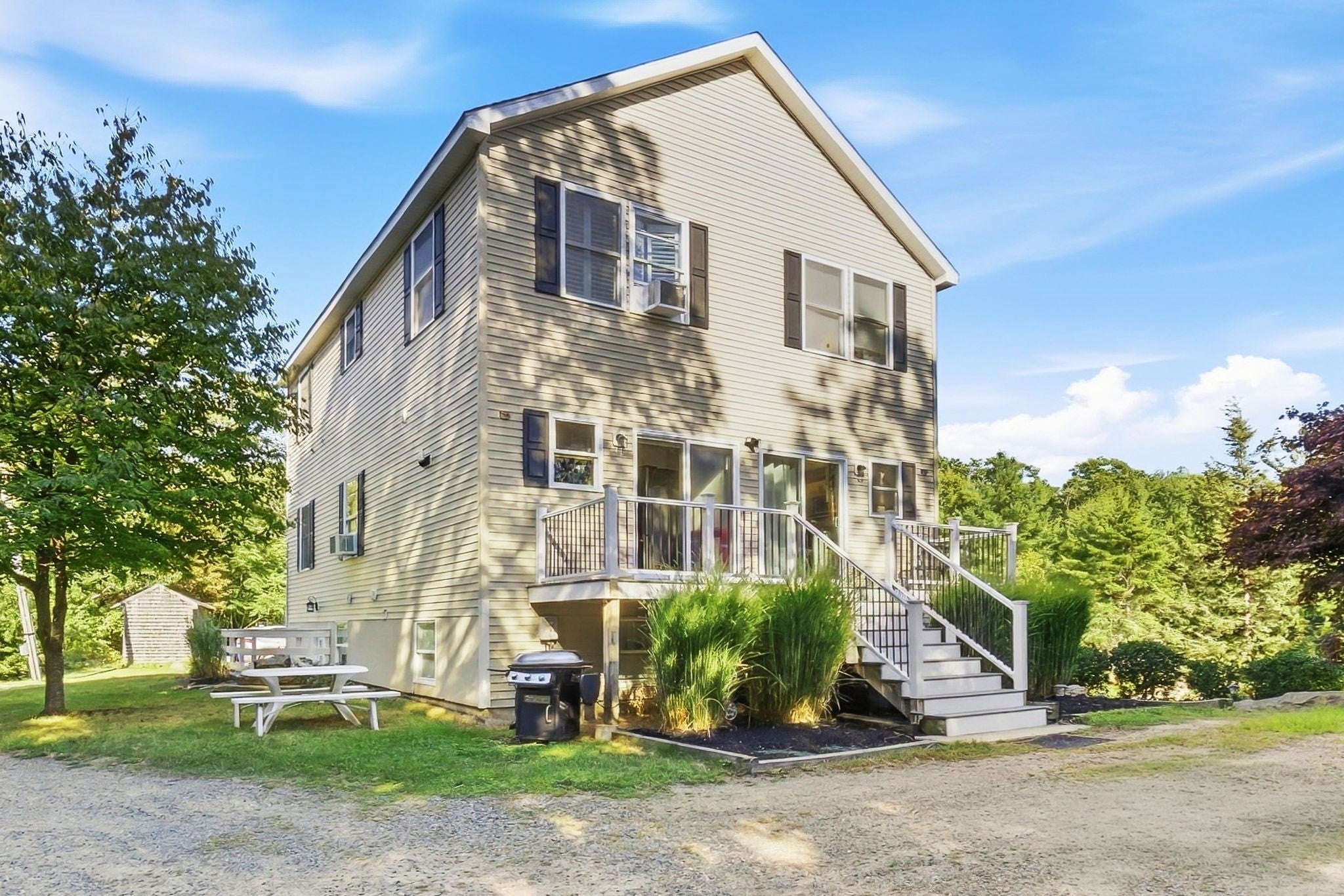 46 Leverett St #1, Gloucester, MA, 46 Leverett St #1, Gloucester, MA Photo #2