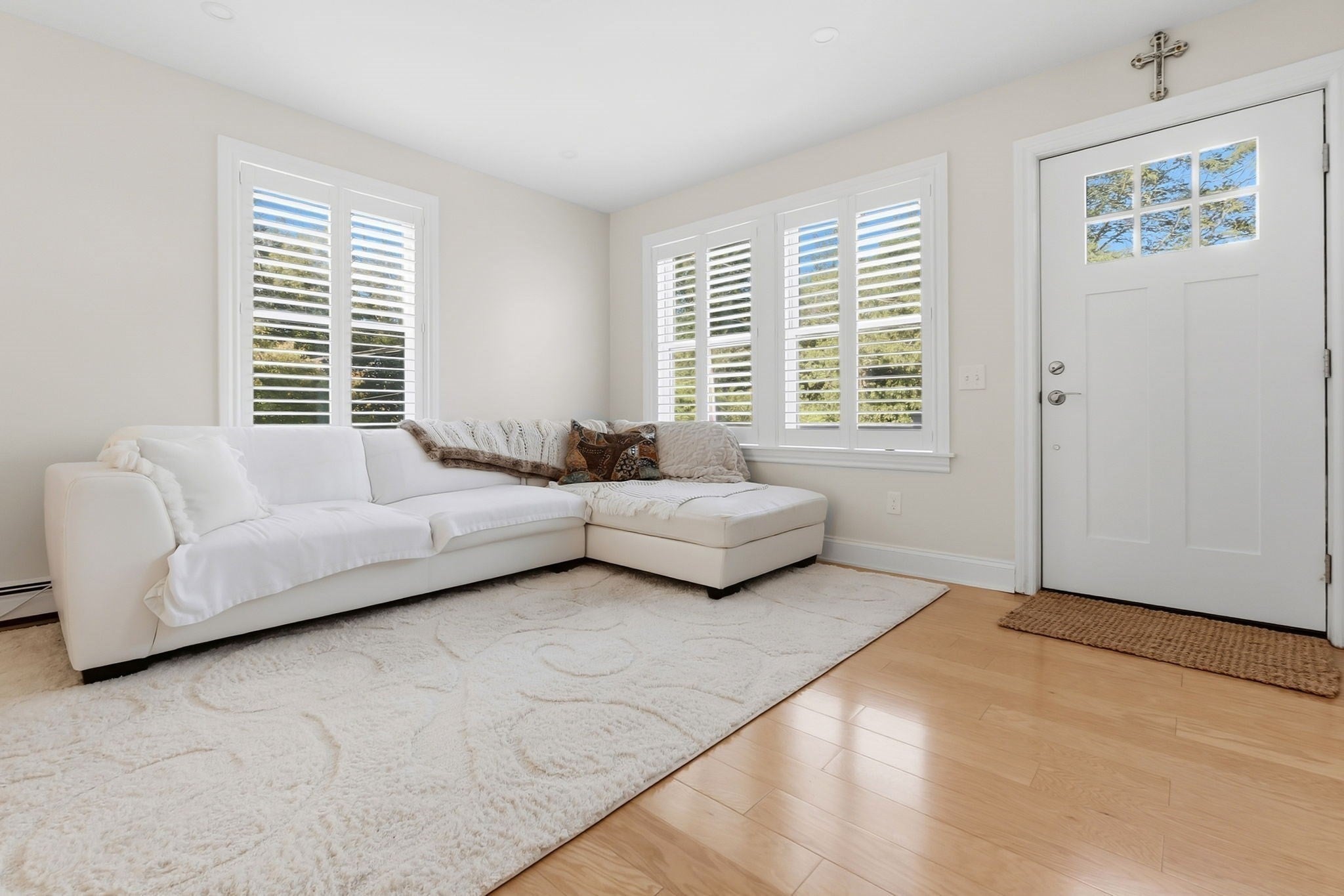 46 Leverett St #1, Gloucester, MA, 46 Leverett St #1, Gloucester, MA Photo #7