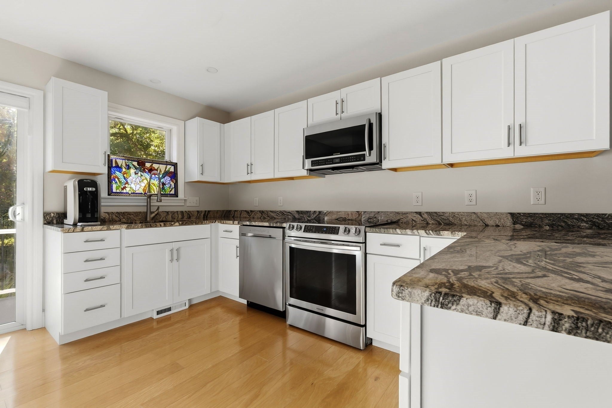 46 Leverett St #1, Gloucester, MA, 46 Leverett St #1, Gloucester, MA Photo #4