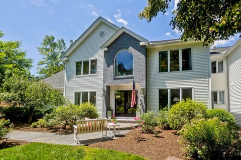 Photo of 183 Loomis Rdg, Westfield, MA 01085 (MLS # 73507975)