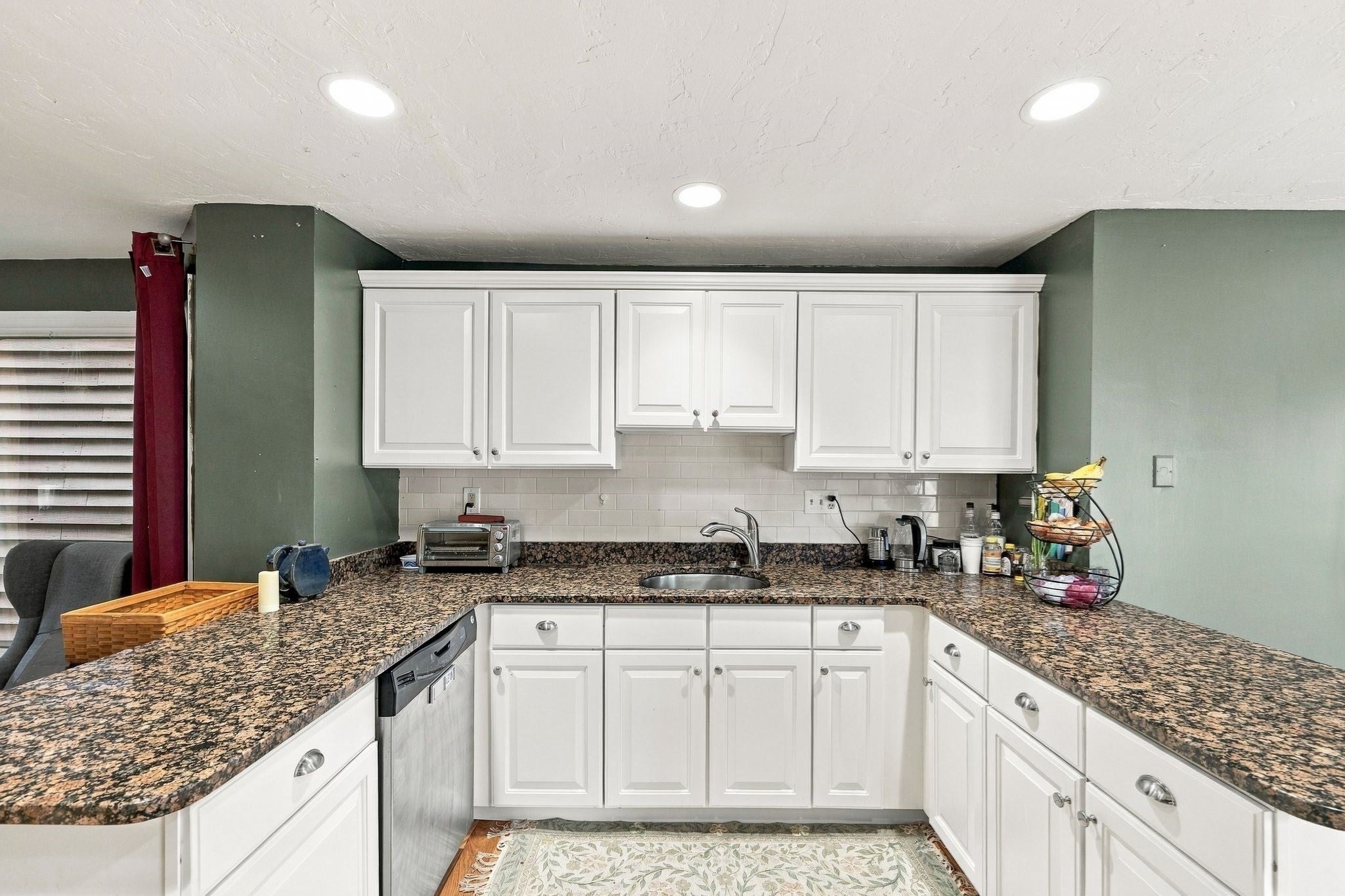 207 Copperwood Dr #37, Stoughton, MA, 207 Copperwood Dr #37, Stoughton, MA Photo #5