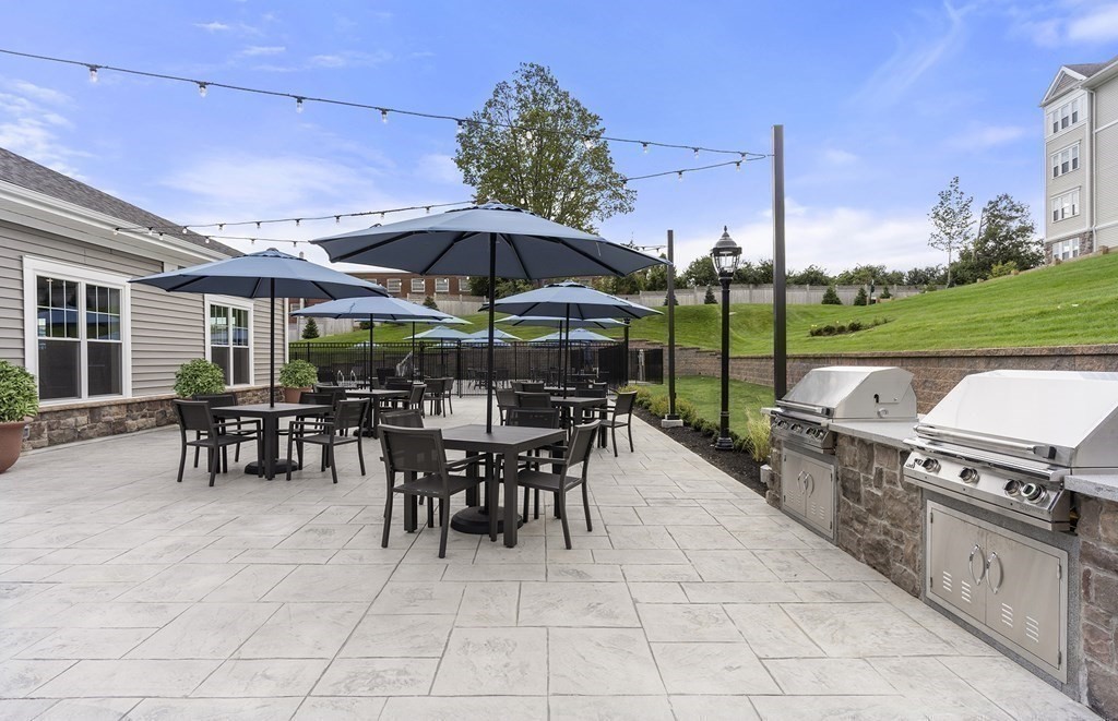 1302 Codman Way 302