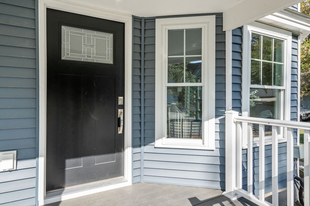 28 Waltham Street B
