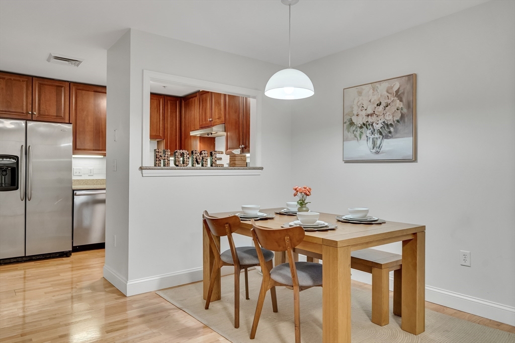 318 Rindge Ave 103