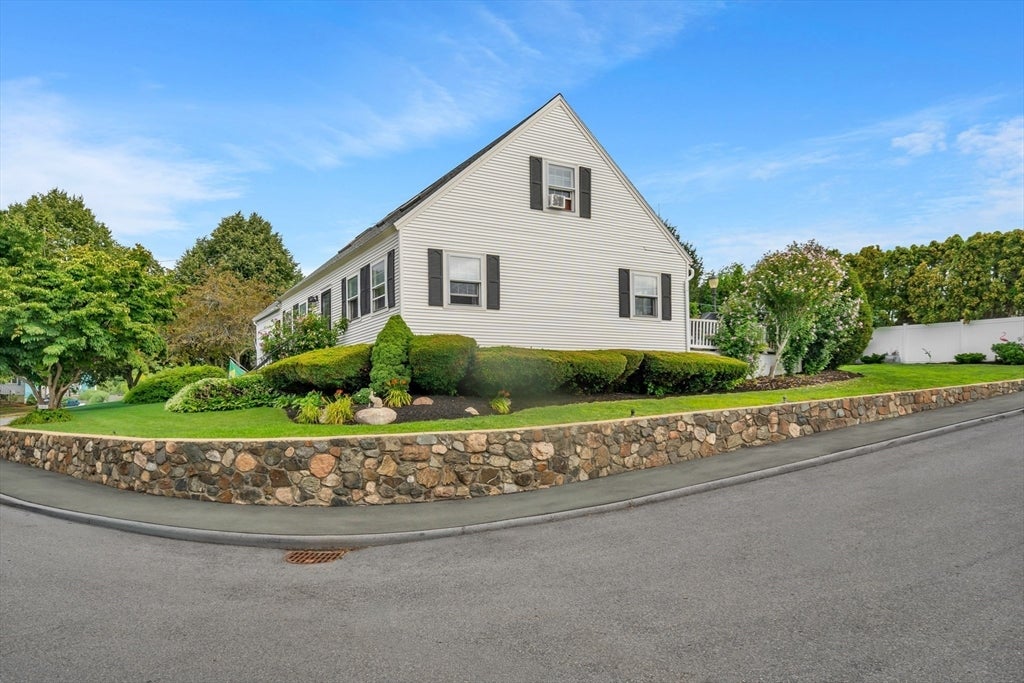 2 Durkin Rd, Salem, MA, 2 Durkin Rd, Salem, MA Photo #27