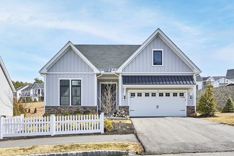 3 Barnes Blvd 3 Hudson MA 01749