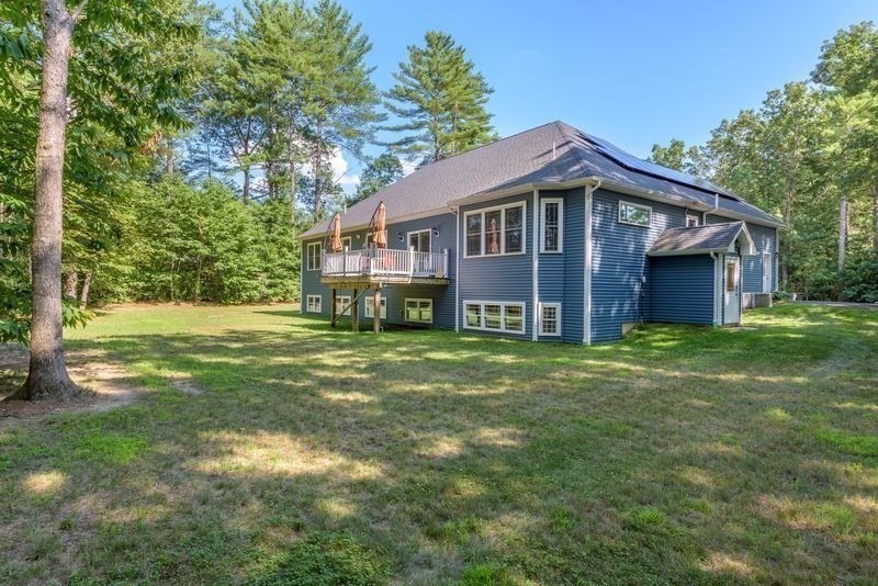 7 Grey Oak Ln