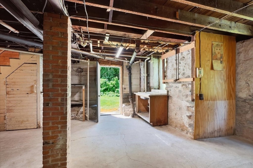 74 Wareham St, Middleboro, MA, 74 Wareham St, Middleboro, MA Photo #24