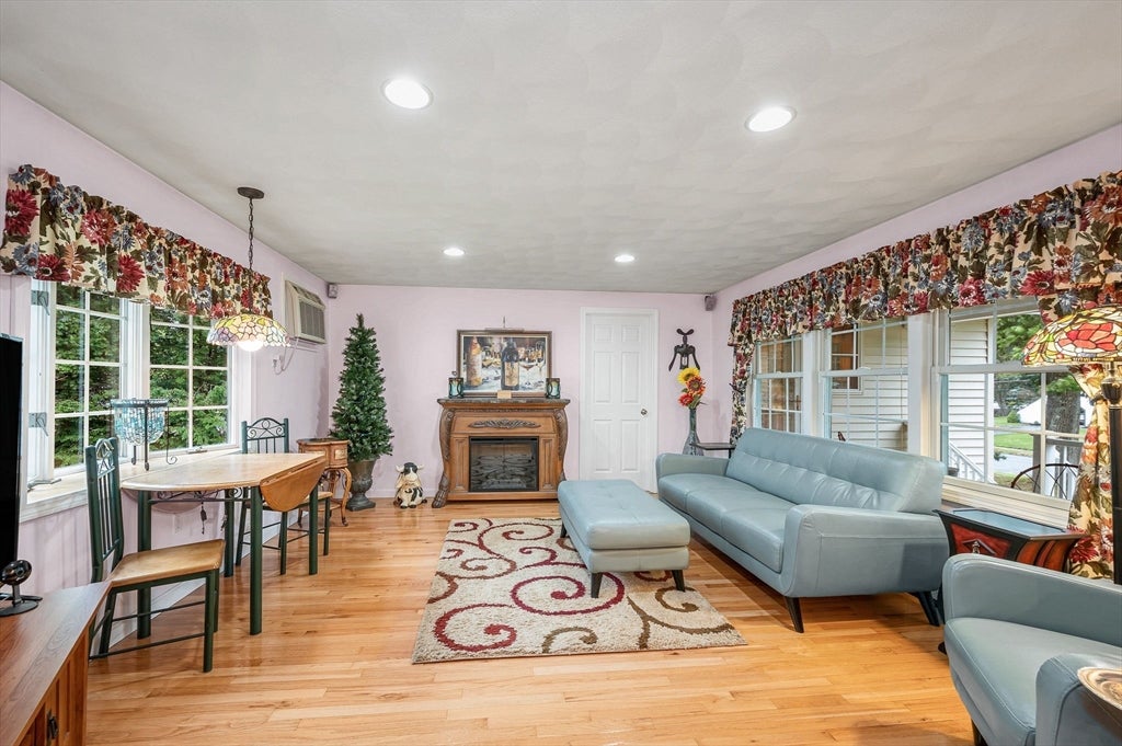 7 Draper Dr, Wilmington, MA, 7 Draper Dr, Wilmington, MA Photo #11