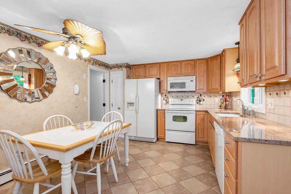 7 Draper Dr, Wilmington, MA, 7 Draper Dr, Wilmington, MA Photo #8