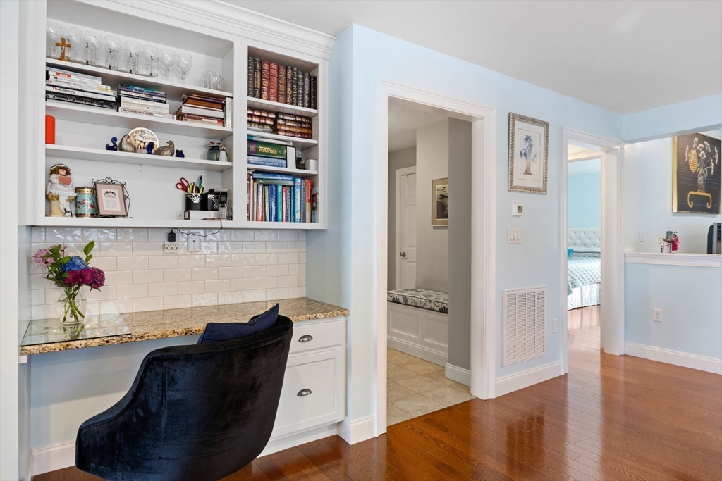 16 Winterberry Way 16