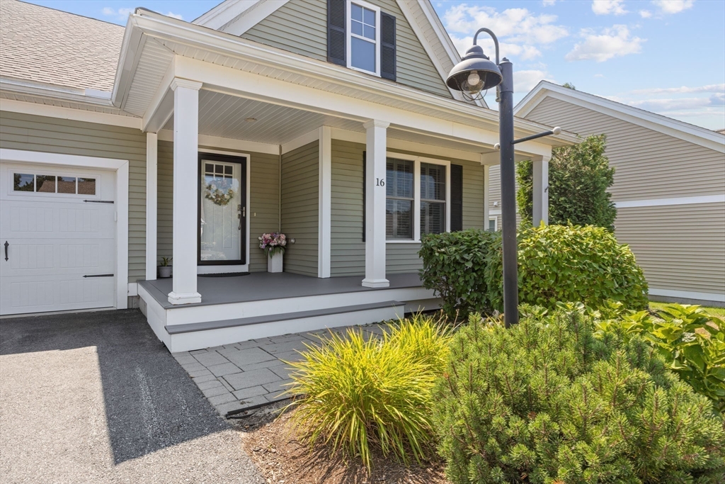 16 Winterberry Way 16