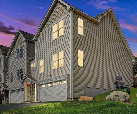 1402 Hunting Hill Dr 1402 Cumberland RI 02864
