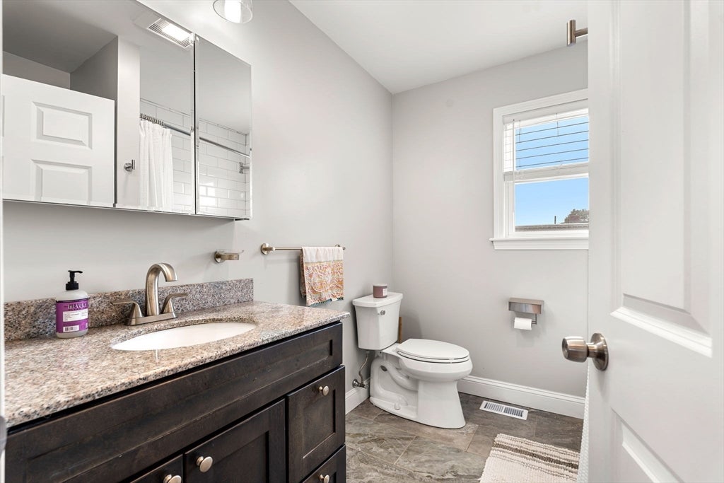 84 Burrill Ave #3, Lynn, MA, 84 Burrill Ave #3, Lynn, MA Photo #23