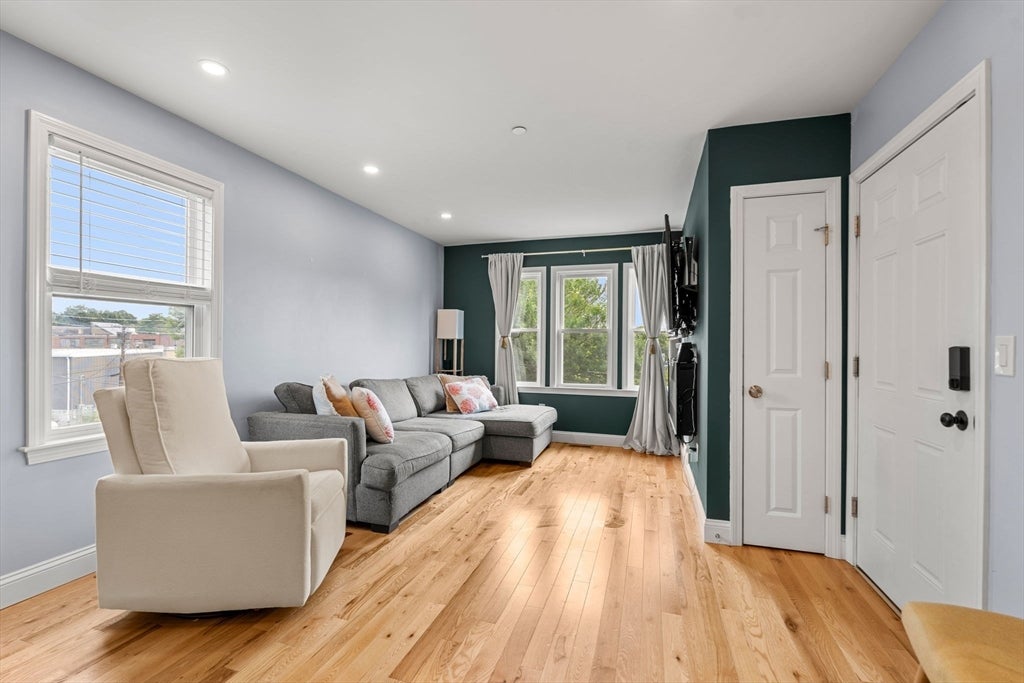 84 Burrill Ave #3, Lynn, MA, 84 Burrill Ave #3, Lynn, MA Photo #7