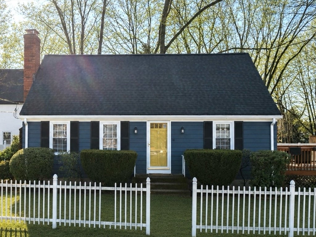 20 Washburn St, Attleboro, MA Photo #29