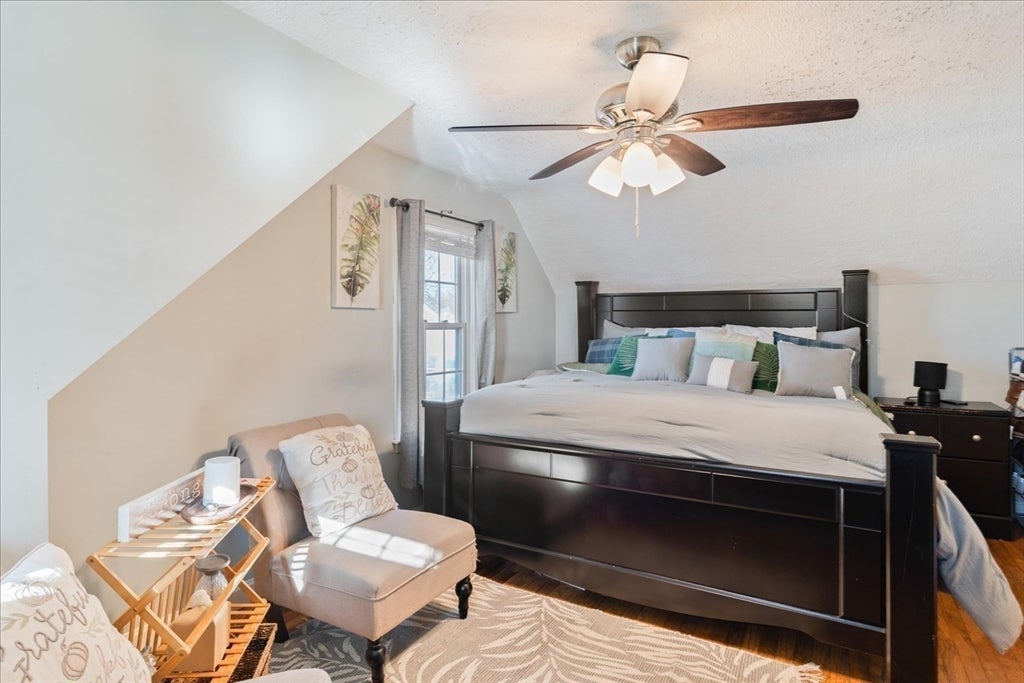 20 Washburn St, Attleboro, MA Photo #10