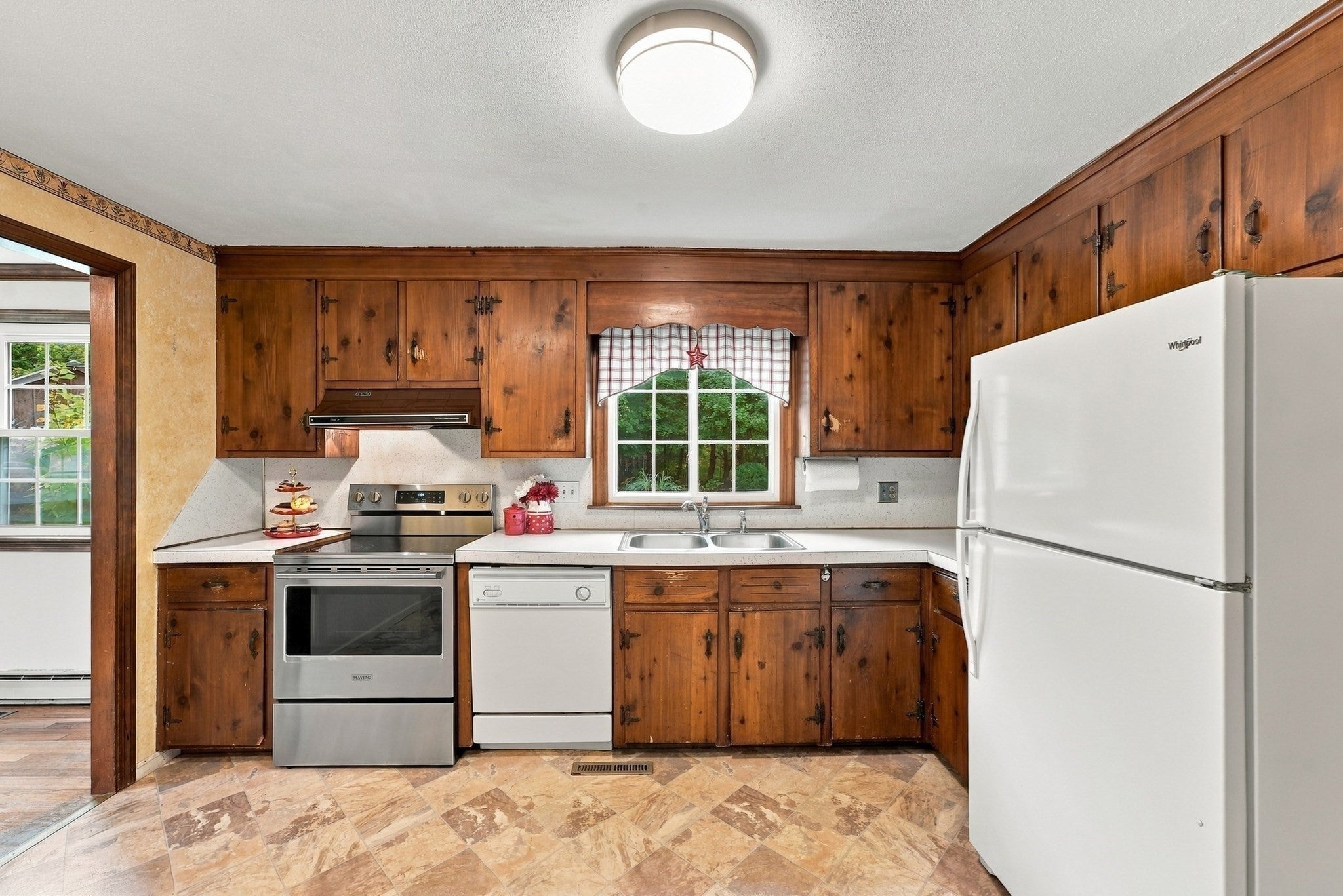 74 Havenhurst Rd, West Springfield, MA, 74 Havenhurst Rd, West Springfield, MA Photo #16