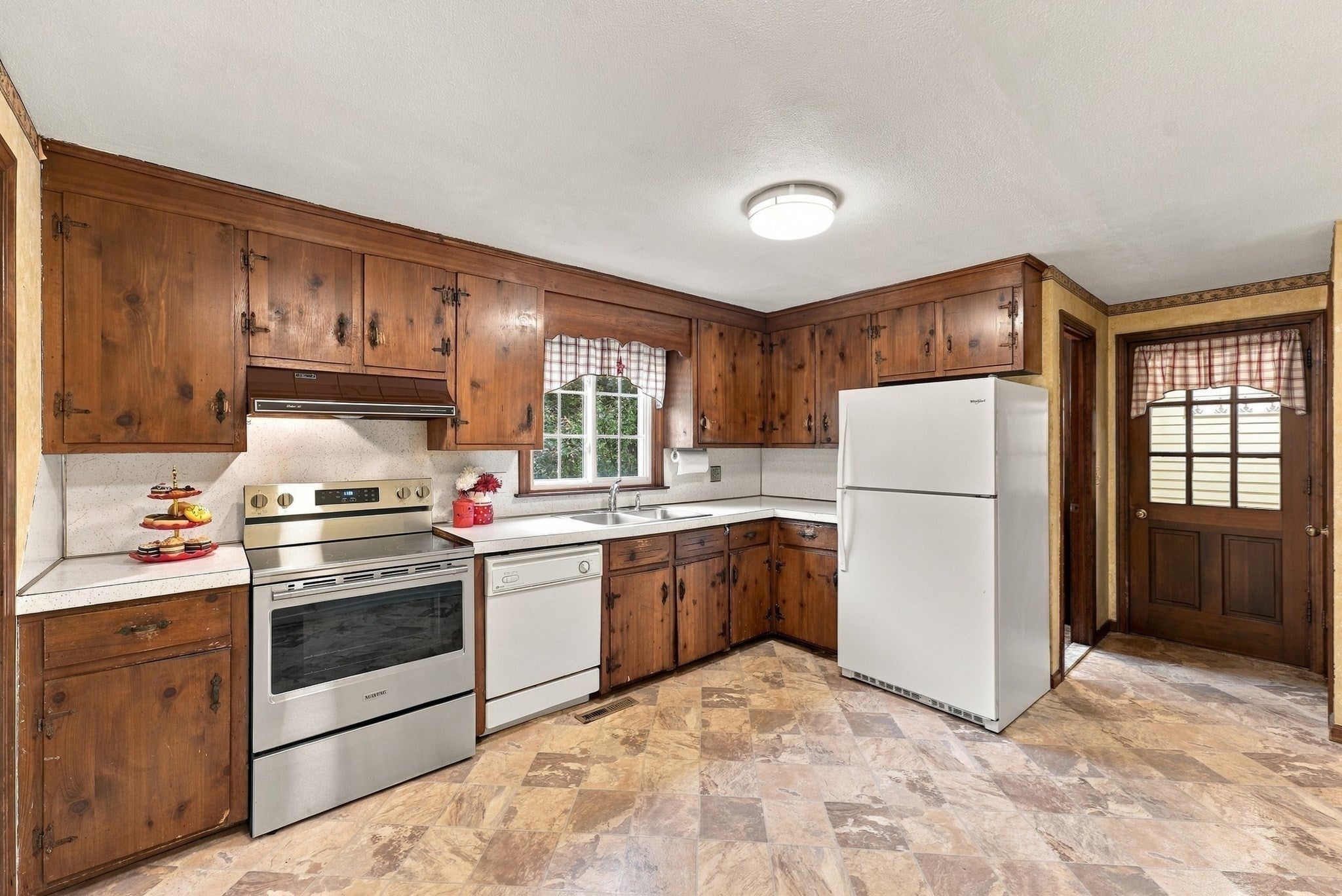 74 Havenhurst Rd, West Springfield, MA, 74 Havenhurst Rd, West Springfield, MA Photo #15