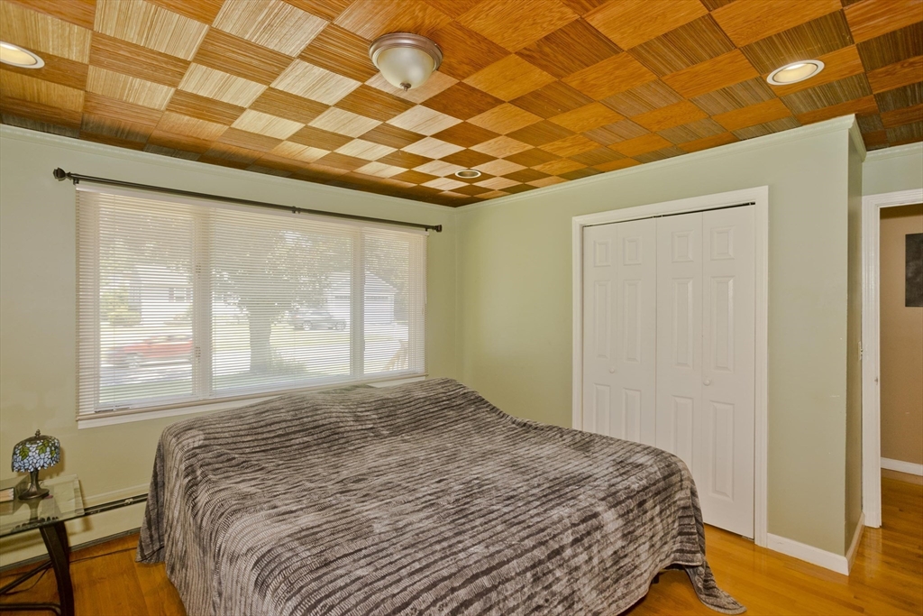 52 Harkness Ave, East Longmeadow, MA, 52 Harkness Ave, East Longmeadow, MA Photo #9