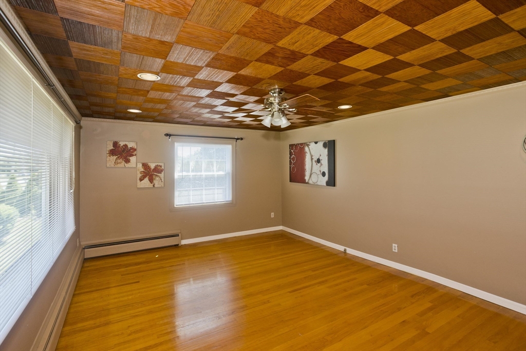 52 Harkness Ave, East Longmeadow, MA, 52 Harkness Ave, East Longmeadow, MA Photo #7