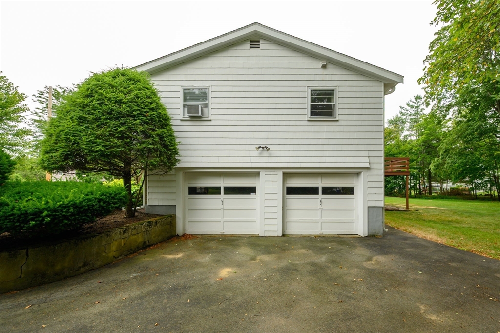 27 Trout Brook Ave